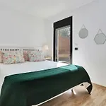 아파트 Private Heated Pool *