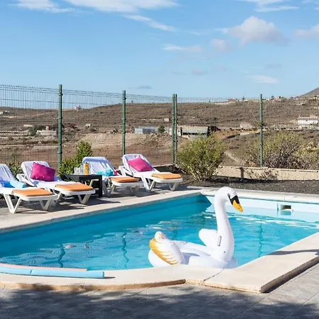 Private Heated Pool Lägenhet *